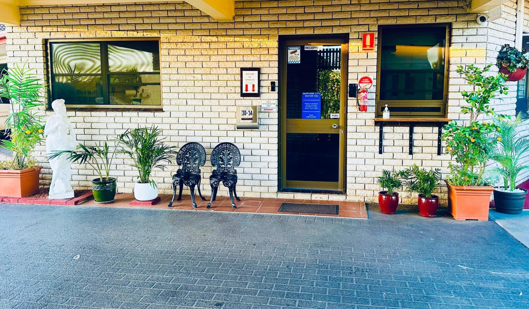 موتيل إينفيريل سافاير سيتي موتور إن المظهر الخارجي الصورة